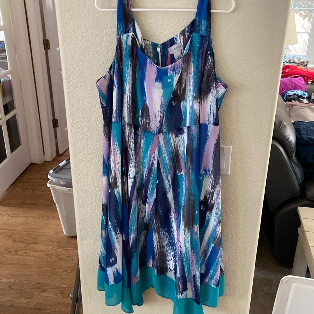 Plus size gently worn midi sleeveless dress